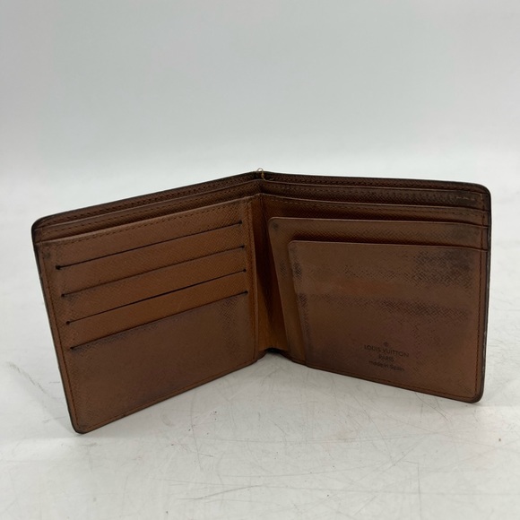 Louis Vuitton monogram bifold wallet - Picture 8 of 12